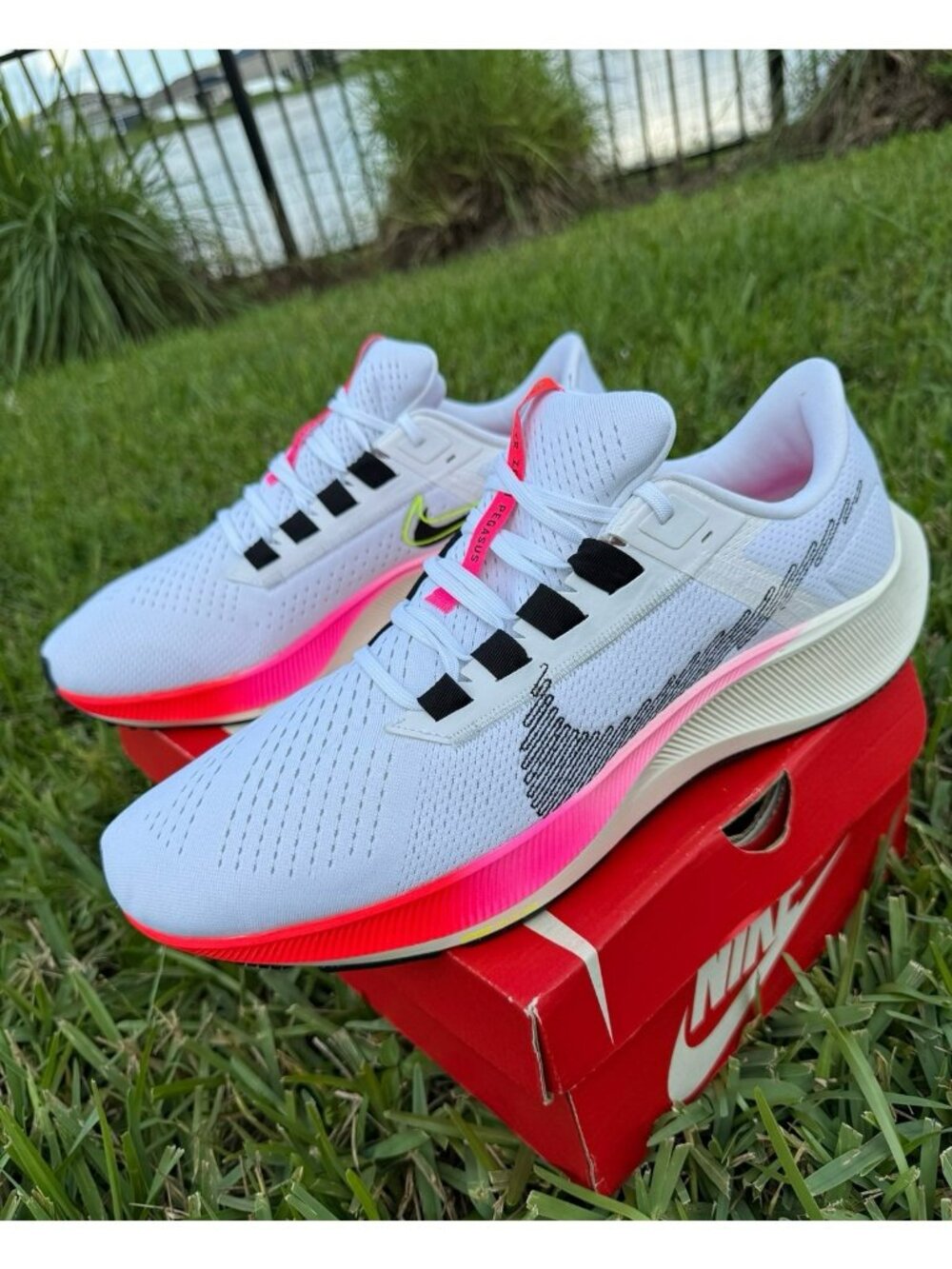SIZE 15 MEN'S NIKE AIR ZOOM PEGASUS 38 DJ5397-100 RUNNING SNEAKERS WHITE PINK